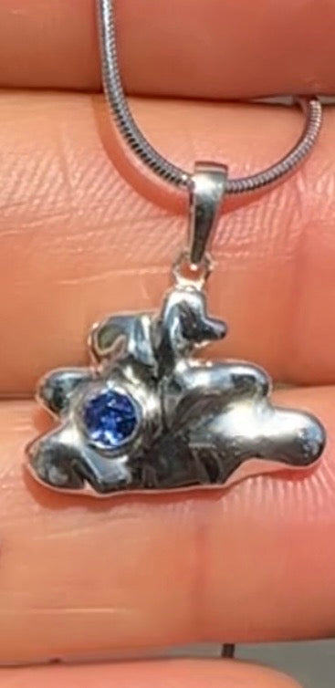 Cloud-ish Necklace Blue Sapphire
