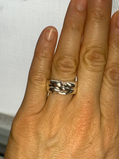 Small Ride The Wave Ring