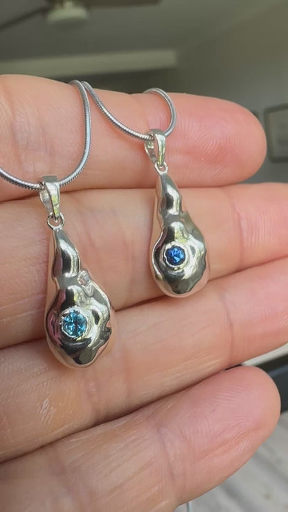 Raindrop Necklace Blue Sapphire