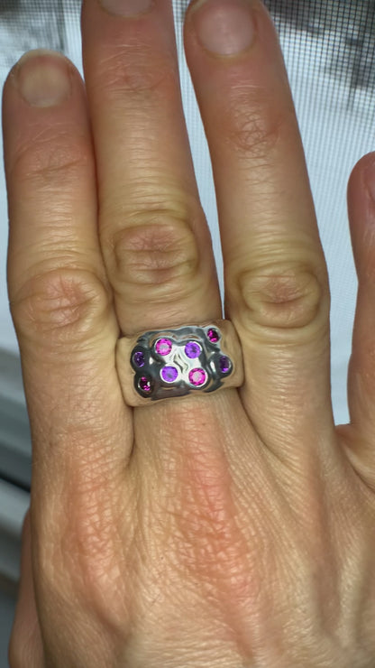 Cigar band with natural stones